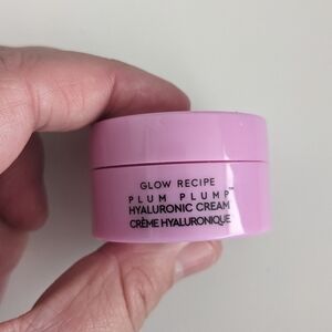 Plum plump hyaluronic cream